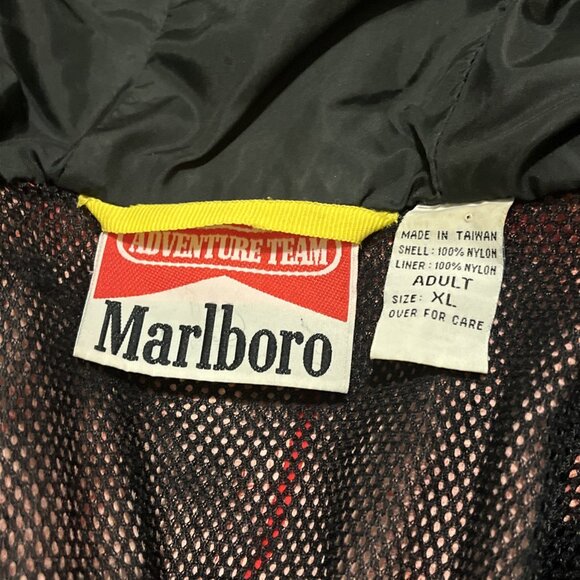 Men's Marlboro Adventure Team Windbreaker XL Red Full Zip Hooded Jacket VINTAGE - Picture 12 of 16